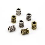 Beads con lettere vichinghe