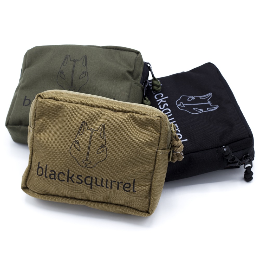 kit-outdoor-utility-pouch-paracord-blacsksquirrel-acciarino-collana-1 Tasca utility - immagine 1