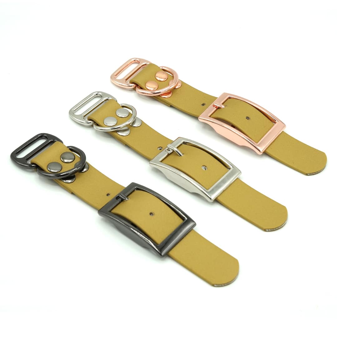 fibbia per collare 25 mm in paracord microcord biothane biotane regolabile cintura cinturino cane gatto foro acciaio metallo argento silver oro gold nero black honey gold Adattatore BioThane® 25 mm per collari | Gold - immagine 1